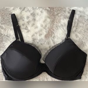 Agent Provocateur Satin bra 34E